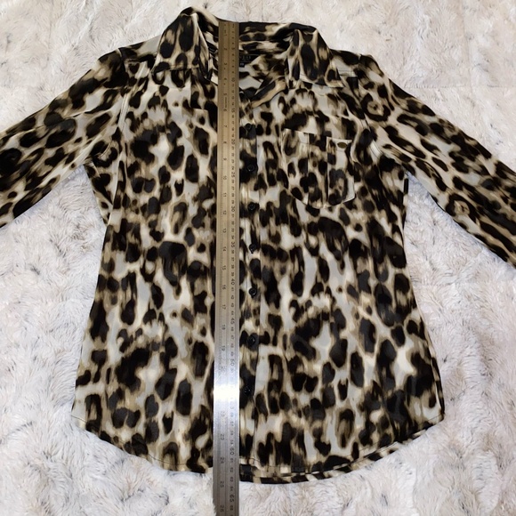 GUESS Leopard Print Button up Chiffon Long Sleeve Blouse XS - Picture 5 of 9